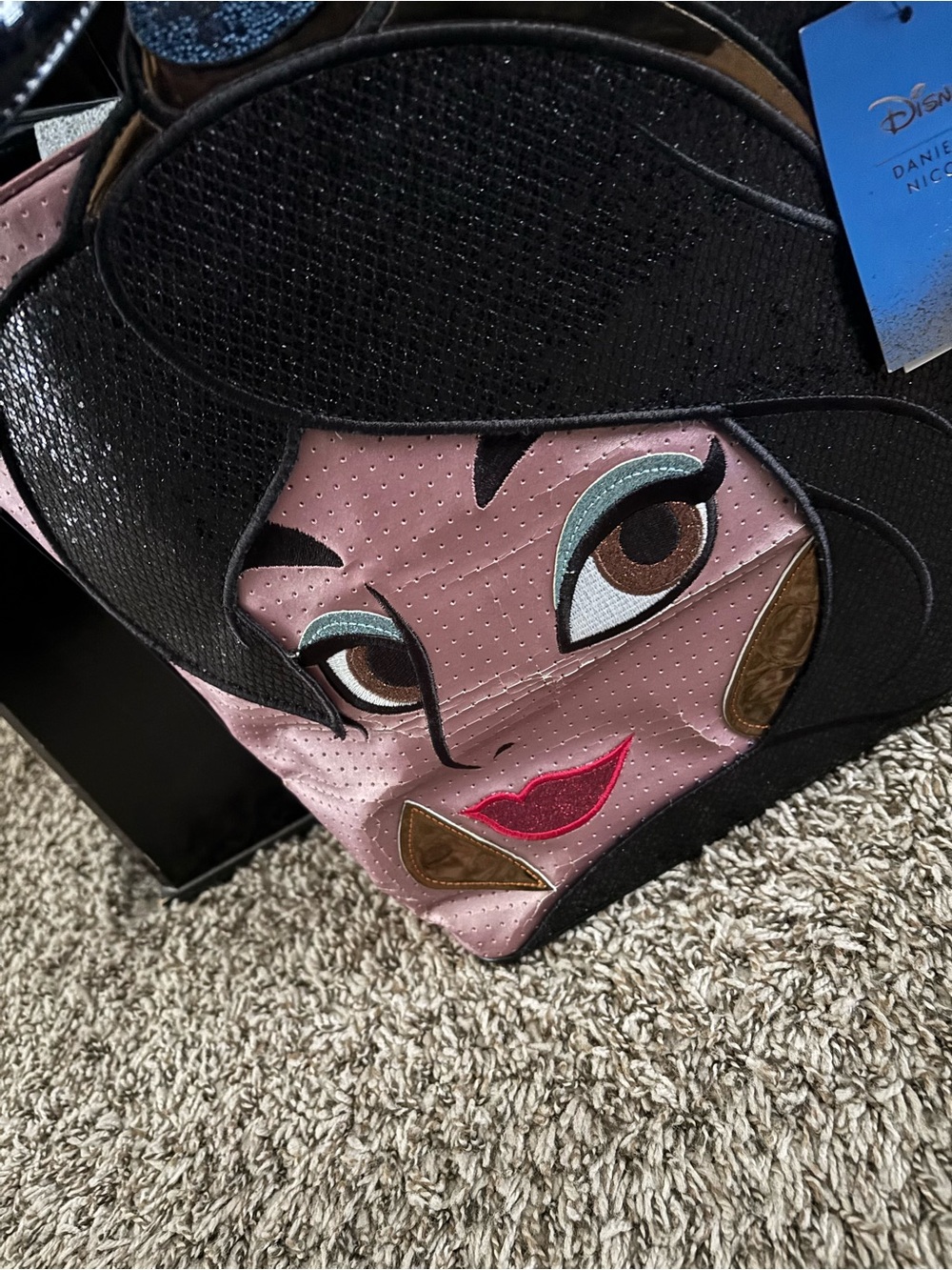 Danielle Nicole Pink and Black Jasmine Character Tote - Picture 3 of 3
